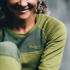 Bergans Cecilie Wool Dames Shirt Met Lange Mouwen - Cloudberry Yellow/lush Yellow -Winkel Voor Buitensportartikelen bergans cecilie wool womens long sleeve cloudberry yellow lush yellow 3 1404126