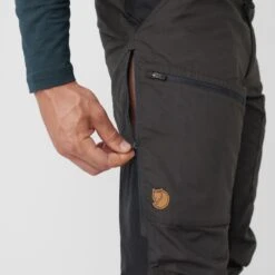 FJÄLLRÄVEN Fjällräven Abisko Lite Trekking Broek - Regular - Light Olive -Winkel Voor Buitensportartikelen fjaellraeven abisko lite trekking hose 9 1130949