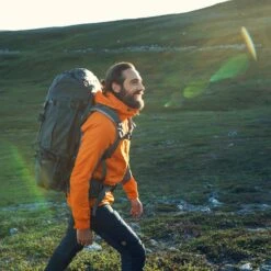 FJÄLLRÄVEN Fjällräven Abisko Lite Trekking Broek - Regular - Light Olive -Winkel Voor Buitensportartikelen fjaellraeven abisko lite trekking jacke patina green dark grey 6 1130328