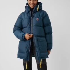 FJÄLLRÄVEN Fjällräven Expedition Donsjas Dames - Basalt -Winkel Voor Buitensportartikelen fjaellraeven expedition down jacket women basalt 15 1252577