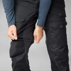 FJÄLLRÄVEN Fjällräven Vidda Pro Ventilated Broek Heren - Regular - Dark Grey-black -Winkel Voor Buitensportartikelen fjaellraeven vidda pro ventilated trouser men regular dark olive 1 1573122