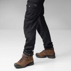 FJÄLLRÄVEN Fjällräven Vidda Pro Ventilated Broek Heren - Regular - Dark Grey-black -Winkel Voor Buitensportartikelen fjaellraeven vidda pro ventilated trouser men regular dark olive 2 1573123